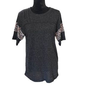 🌟NWT🌟 Sunshine and Rodeos Dark Heather Gray Short Sleeve Top
